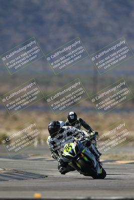 media/Oct-05-2025-CVMA (Sun) [[beeef4f201]]/Race 3-Amateur Supersport Middleweight/